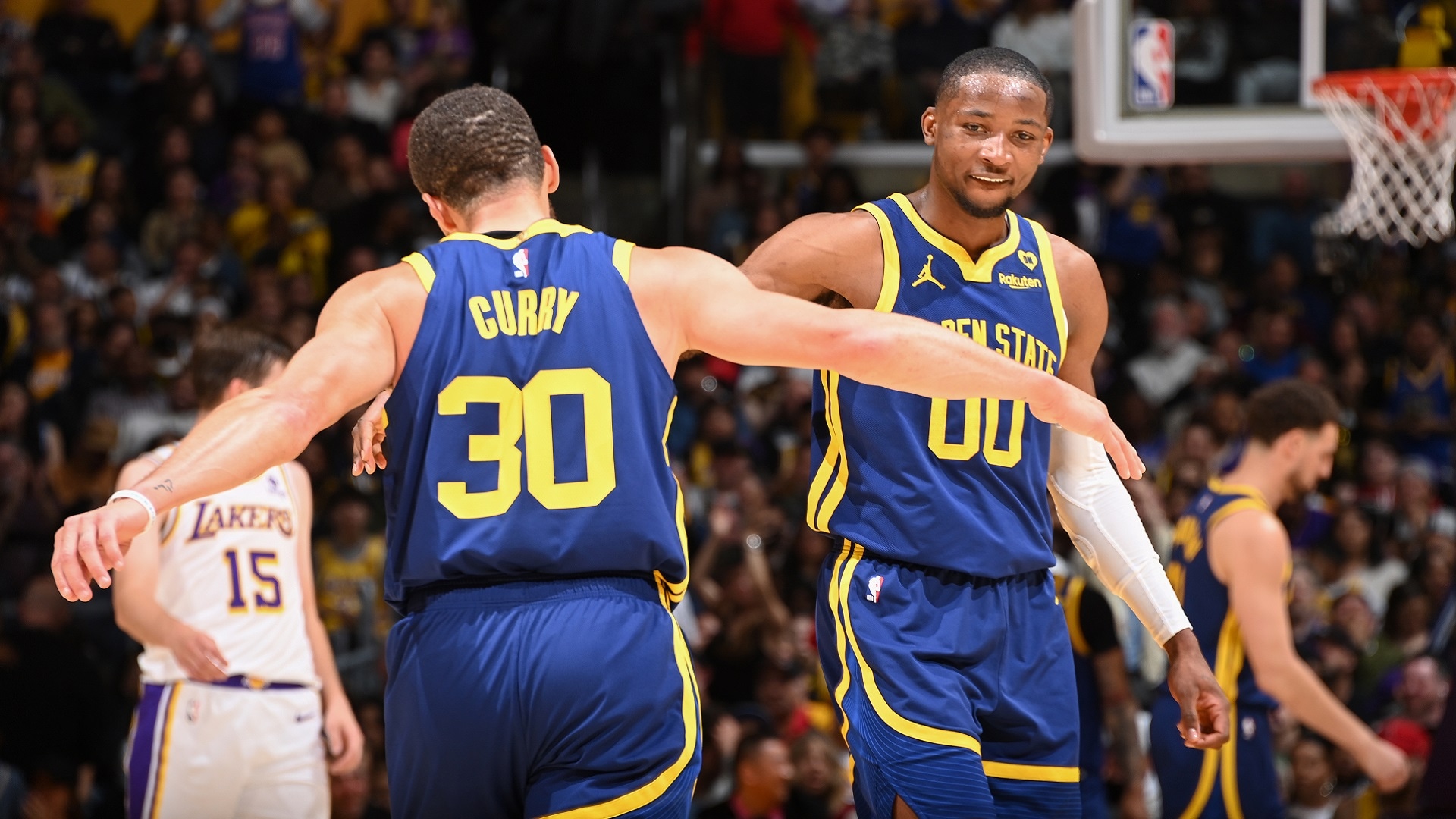 赌博网址-黄蜂和魔术的赛程